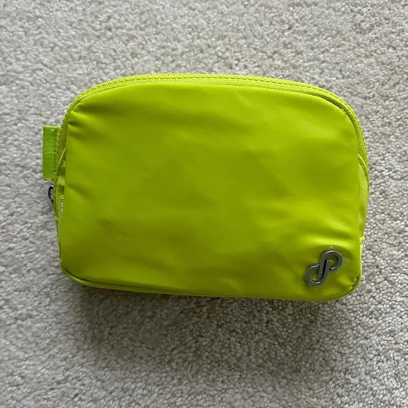 Poshmark Swag Lime Green Belt Bag BRAND NEW - Picture 1 of 5